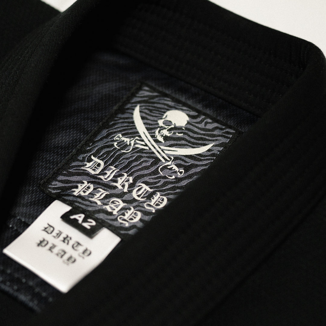 【プレオーダー商品】Tenmei Original × BELLUM / DIRTY PLAY BJJ Kimono - Black